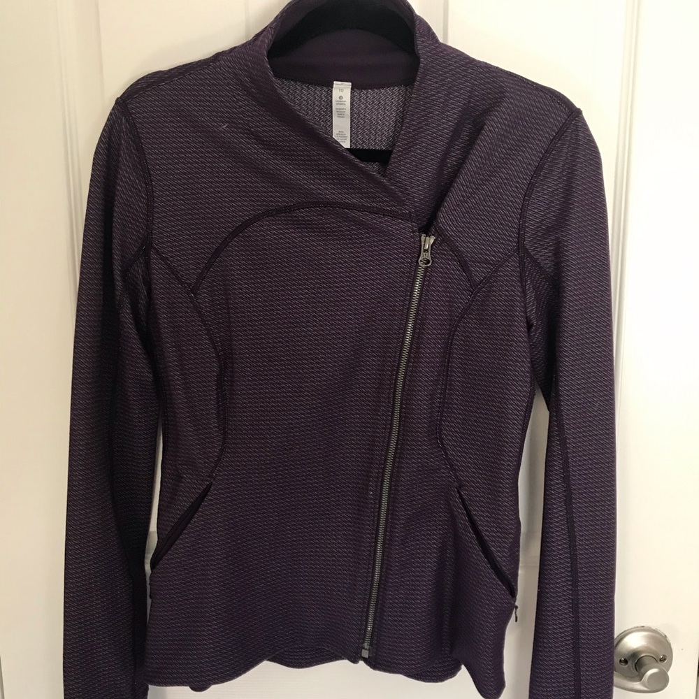 Lululemon BNWOT Purple side zip jacket